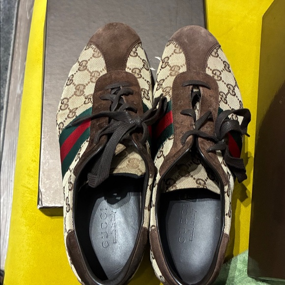 Authentic used Gucci Beige and Brown Men's Shoes. - Picture 13 of 14